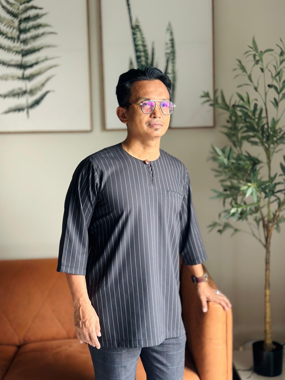 BENDAHARA Teluk Belanga Top